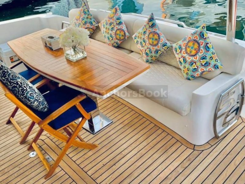 Private Boat Rental – Majesty 56ft Yacht in Dubai – 25PAX | AnchorsBook Photo Private Boat Rental – Majesty 56ft Yacht in Dubai – 25PAX