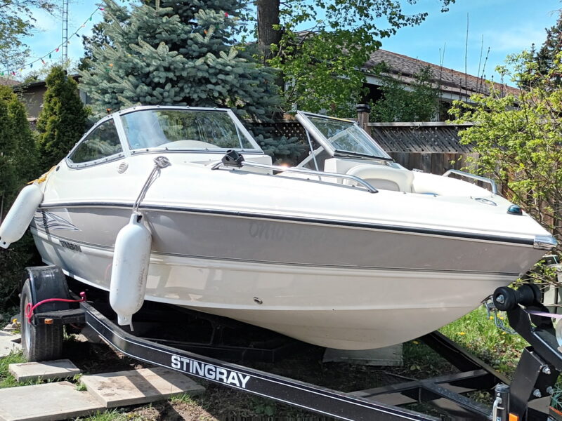 STINGRAY POWER BOAT RENTAL with Captain (3 Hour Minimum) | AnchorsBook Photo STINGRAY POWER BOAT RENTAL with Captain (3 Hour Minimum)