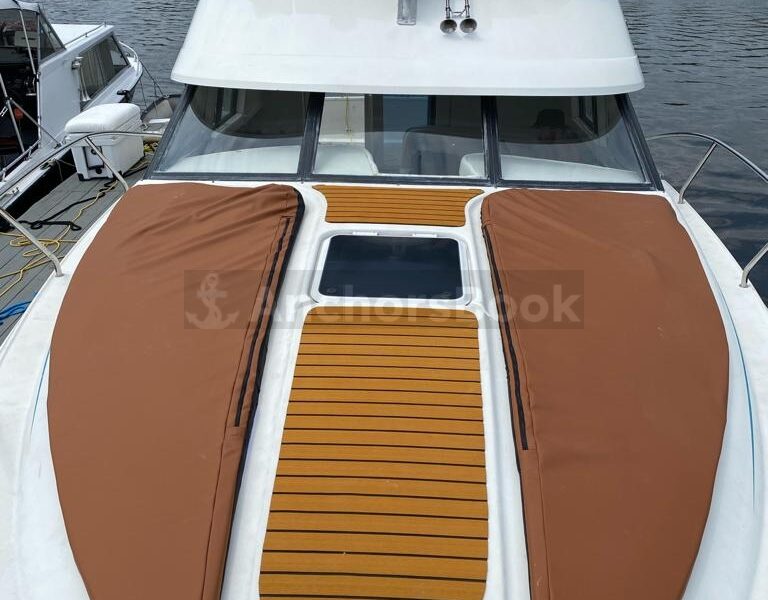 34ft Flybridge Luxury Yacht Charter 12 Guests - Woodbine pick-up with downtown tour - Minimum 3 hours | AnchorsBook Photo 34ft Flybridge Luxury Yacht Charter 12 Guests - Woodbine pick-up with downtown tour - Minimum 3 hours