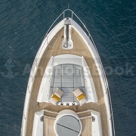 Sunseeker Predator 82ft | AnchorsBook Photo Sunseeker Predator 82ft