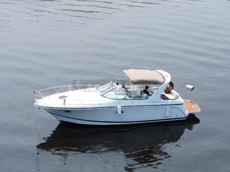 Boat for Charter on Ottawa River (10 Guests - 3 Hour minimum) | AnchorsBook Photo Boat for Charter on Ottawa River (10 Guests - 3 Hour minimum)