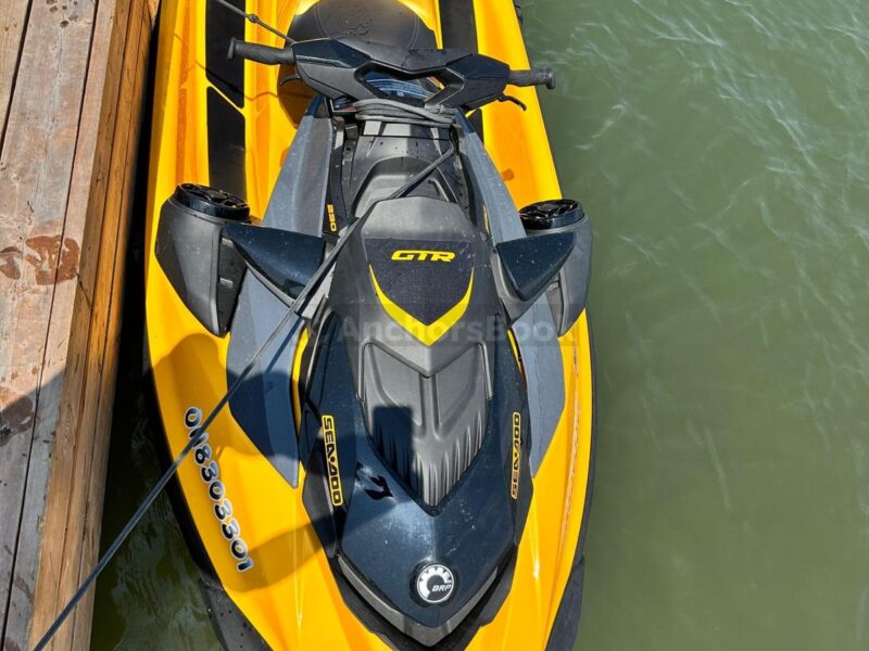Full Day (8 Hours) SeaDoo Rental - 2x JetSkis Available - (Can Deliver To You Anywhere In The GTA) | AnchorsBook Photo Full Day (8 Hours) SeaDoo Rental - 2x JetSkis Available - (Can Deliver To You Anywhere In The GTA)
