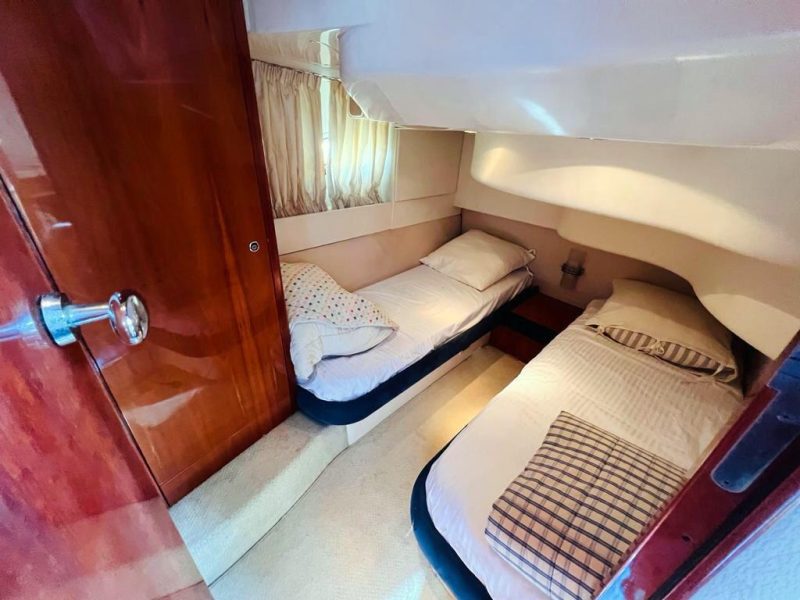 Private Boat Tour - Gulf-44ft Yacht (Dubai – 15 Guests Max) | AnchorsBook Photo Private Boat Tour - Gulf-44ft Yacht (Dubai – 15 Guests Max)