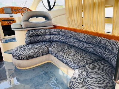 Private Boat Tour - Gulf-44ft Yacht (Dubai – 15 Guests Max)