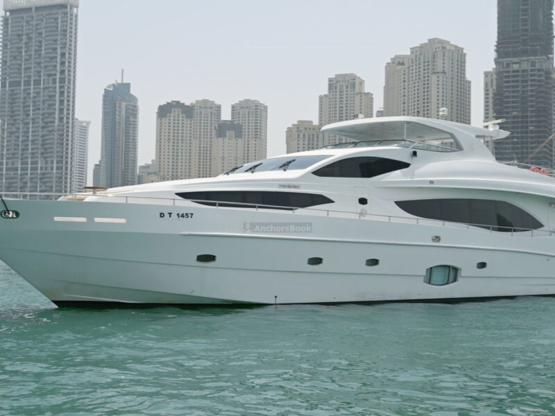 Majesty 101ft Yacht Rental With Jacuzzi (Dubai – 60 Guests Max) | AnchorsBook Photo Majesty 101ft Yacht Rental With Jacuzzi (Dubai – 60 Guests Max)