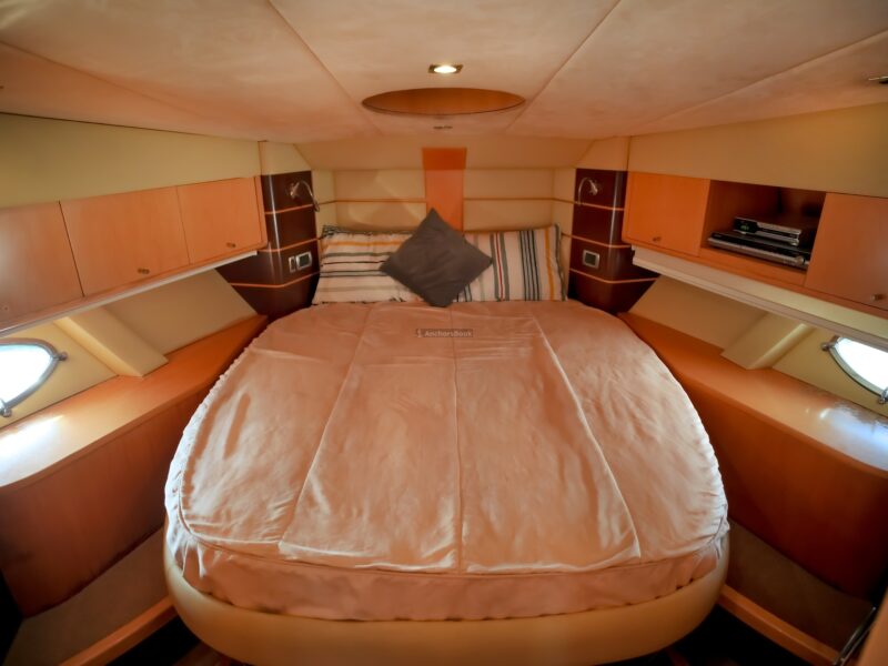 Jasmine 55ft Yacht Rental (Dubai – 22 Guests Max) | AnchorsBook Photo Jasmine 55ft Yacht Rental (Dubai – 22 Guests Max)