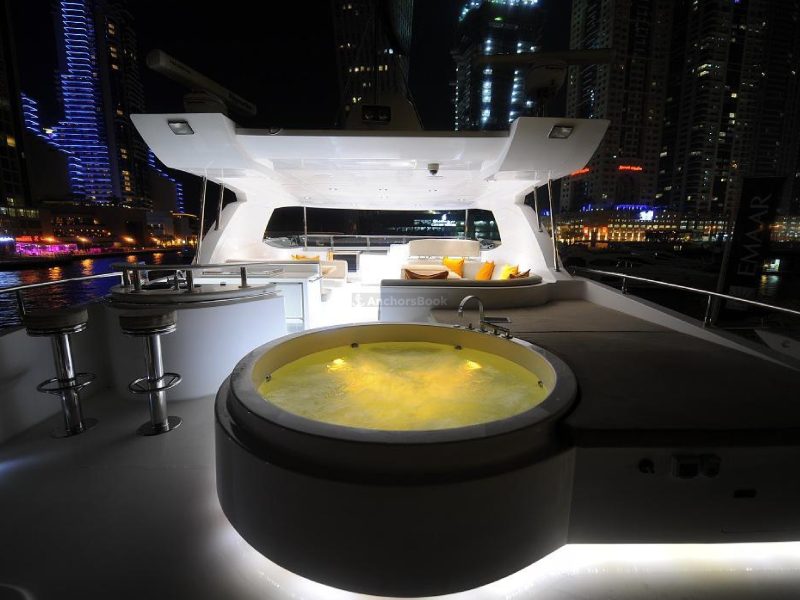 Majesty 101ft Yacht Rental With Jacuzzi (Dubai – 60 Guests Max) | AnchorsBook Photo Majesty 101ft Yacht Rental With Jacuzzi (Dubai – 60 Guests Max)
