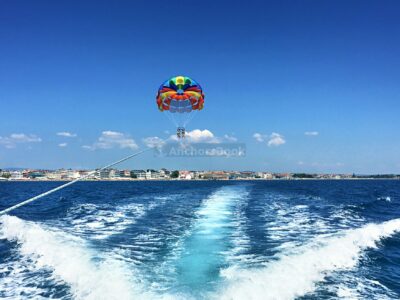 Parasailing In Dubai