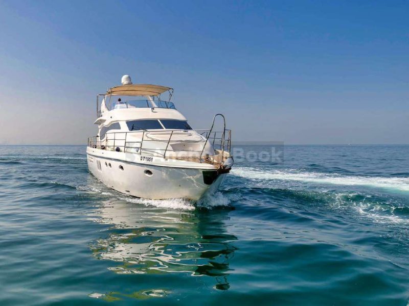 Mayas 75ft Yacht Rental (Dubai – 30 Guests Max) | AnchorsBook Photo Mayas 75ft Yacht Rental (Dubai – 30 Guests Max)
