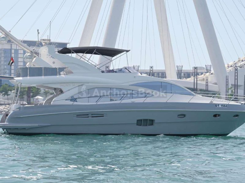 Majesty 59ft Yacht Rental (Dubai – 25 Guests Max) | AnchorsBook Photo Majesty 59ft Yacht Rental (Dubai – 25 Guests Max)