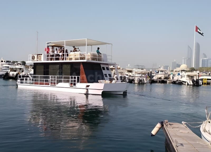 Party Yacht IN ABU DHABI – Max 20 Guests | AnchorsBook Photo Party Yacht IN ABU DHABI – Max 20 Guests