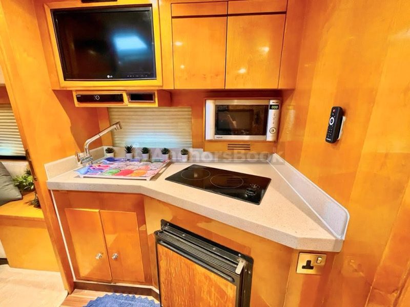 Private Yacht Rental - 2022 Year 36FT Oryx - In Dubai (10 Guests/PAX) | AnchorsBook Photo Private Yacht Rental - 2022 Year 36FT Oryx - In Dubai (10 Guests/PAX)