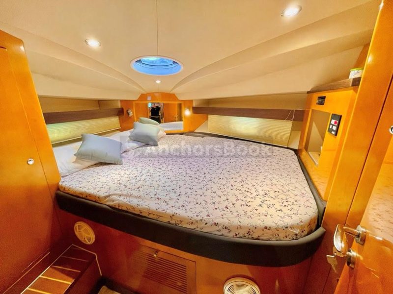 Private Yacht Rental - 2022 Year 36FT Oryx - In Dubai (10 Guests/PAX) | AnchorsBook Photo Private Yacht Rental - 2022 Year 36FT Oryx - In Dubai (10 Guests/PAX)