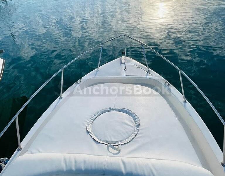 Boat Rental IN ABU DHABI – Max 8 Guests | AnchorsBook Photo Boat Rental IN ABU DHABI – Max 8 Guests