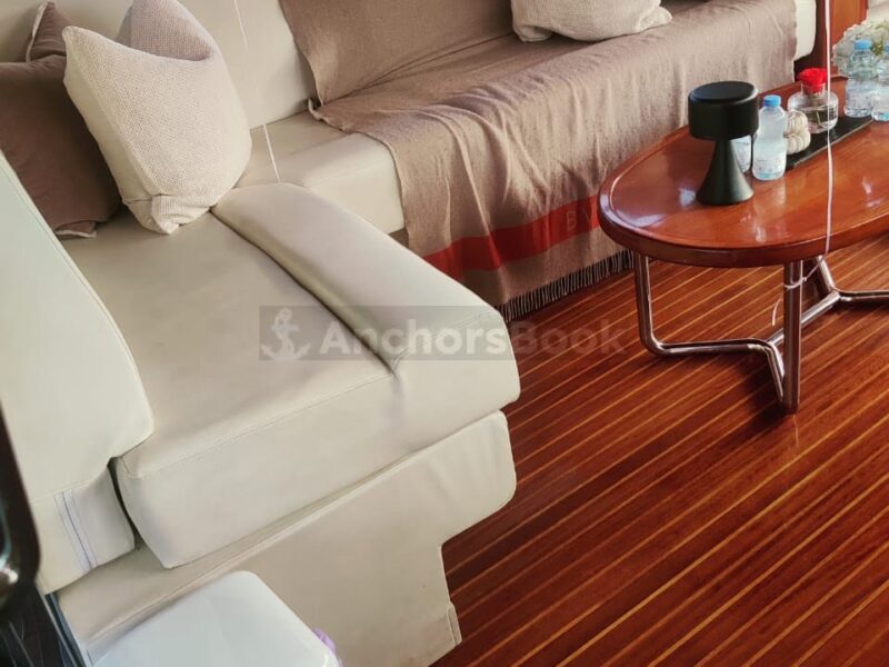 VIP Yacht IN ABU DHABI – Max 10 Guests | AnchorsBook Photo VIP Yacht IN ABU DHABI – Max 10 Guests