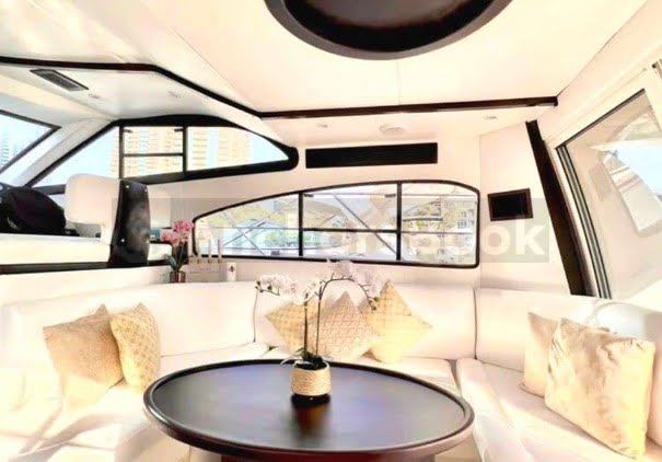 Private Boat Rental – Majesty 48ft Yacht (Dubai – 15 guests Max) | AnchorsBook Photo Private Boat Rental – Majesty 48ft Yacht (Dubai – 15 guests Max)