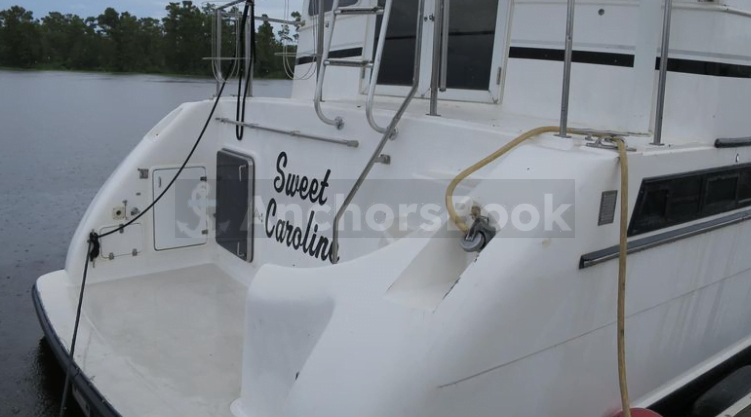 Full Day Houseboat Rentals In New Orleans Region - Max 20 Guests Motor Yacht | 60ft | AnchorsBook Photo Full Day Houseboat Rentals In New Orleans Region - Max 20 Guests Motor Yacht | 60ft