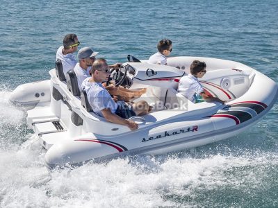 30 Minutes Private Tour - The SeaKart Experience SELF-DRIVE Jet Boat Rentals - Fits 3 Adults & 2 Children (5 total guests)