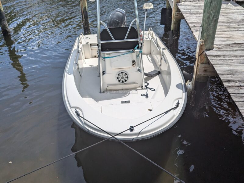 Boston Whaler Dauntless 180 | AnchorsBook Photo Boston Whaler Dauntless 180