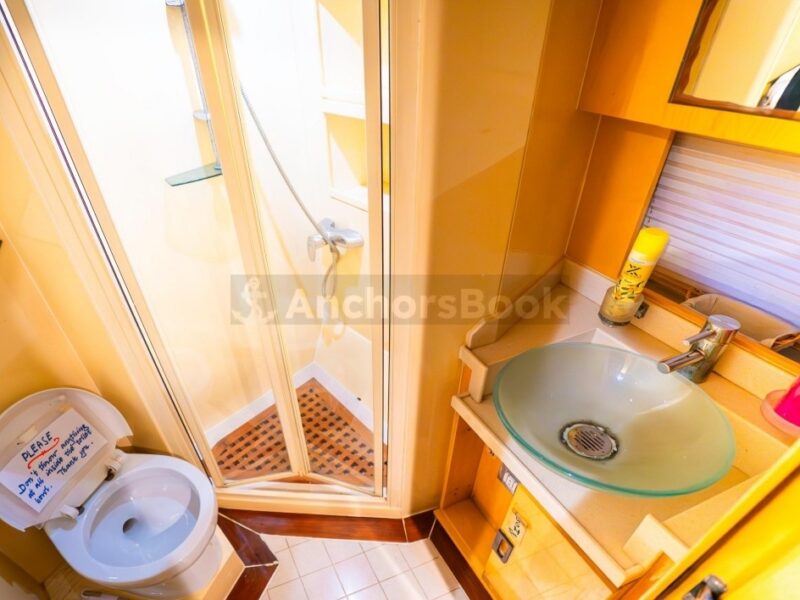 Private Boat Rental – Majesty 56ft Yacht in Dubai – 25PAX | AnchorsBook Photo Private Boat Rental – Majesty 56ft Yacht in Dubai – 25PAX