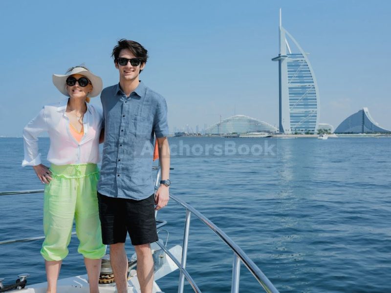 2-3 Hour Evening or Morning Luxury Yacht Tour With VIP Dinner | AnchorsBook Photo 2-3 Hour Evening or Morning Luxury Yacht Tour With VIP Dinner