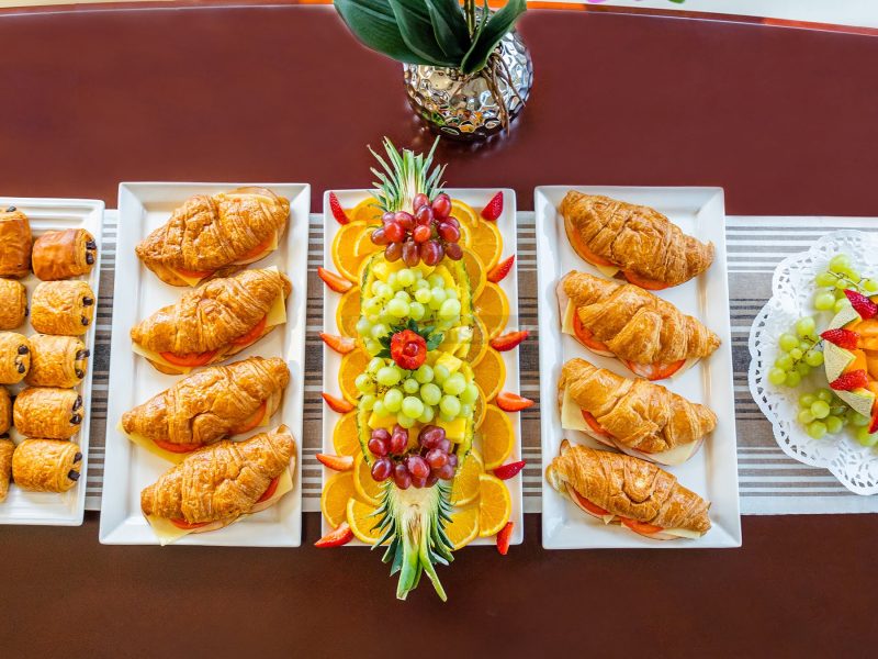 BURJ COASTLINE TOUR - 2 HRS (With Food & Drinks Included) | AnchorsBook Photo BURJ COASTLINE TOUR - 2 HRS (With Food & Drinks Included)