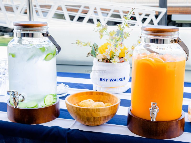 DUBAI MARINA YATCH TOUR - 1HR | AnchorsBook Photo DUBAI MARINA YATCH TOUR - 1HR