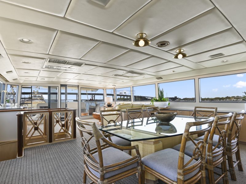 Luxury Motor Yacht Charter | AnchorsBook Photo Luxury Motor Yacht Charter