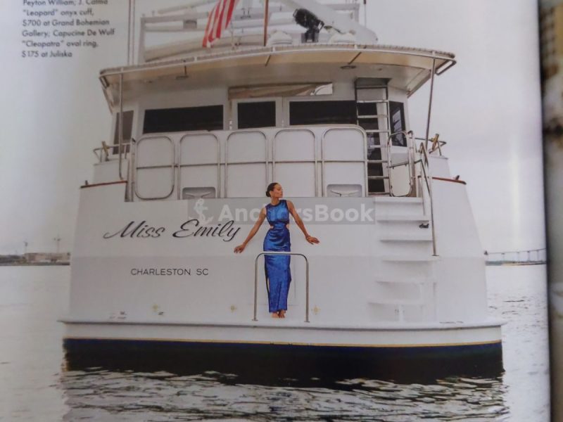 Luxury Motor Yacht Charter | AnchorsBook Photo Luxury Motor Yacht Charter