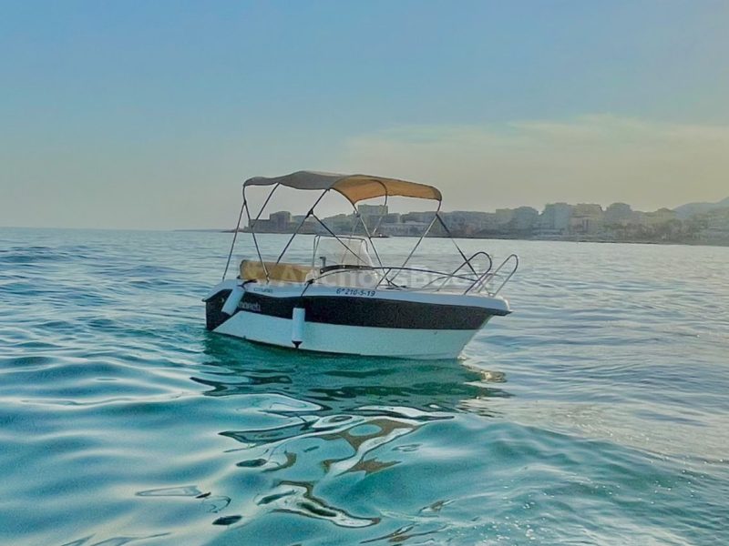 Rent a Boat without License - Mareti | AnchorsBook Photo Rent a Boat without License - Mareti