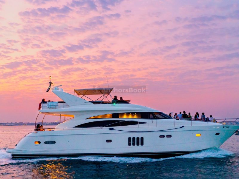 EXTENDED BURJ YACHT TOUR - 3HRS (With Food & Drinks) | AnchorsBook Photo EXTENDED BURJ YACHT TOUR - 3HRS (With Food & Drinks)