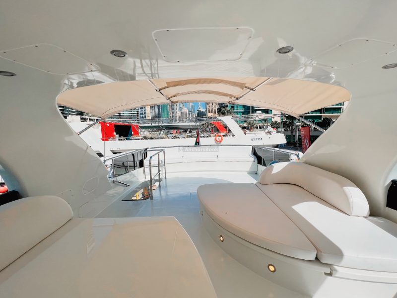Dubai 84 ft Stunning VIP Luxury Yacht - 40PAX | AnchorsBook Photo Dubai 84 ft Stunning VIP Luxury Yacht - 40PAX