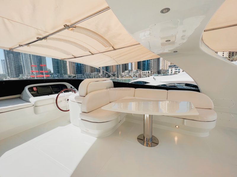 Dubai 84 ft Stunning VIP Luxury Yacht - 40PAX | AnchorsBook Photo Dubai 84 ft Stunning VIP Luxury Yacht - 40PAX