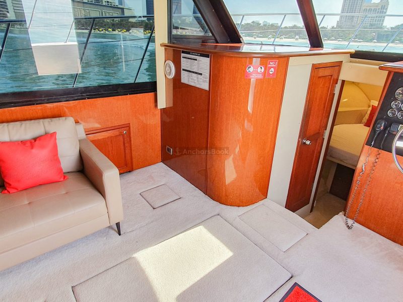 Dubai 60 ft Modern Luxury Yacht - 20PAX | AnchorsBook Photo Dubai 60 ft Modern Luxury Yacht - 20PAX