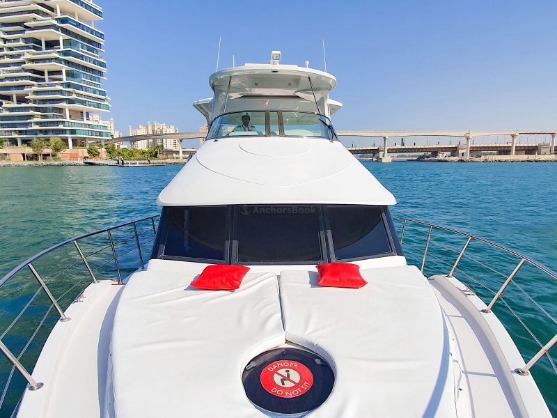 Dubai 62 ft Fine Dining Luxury Yacht - 25PAX | AnchorsBook Photo Dubai 62 ft Fine Dining Luxury Yacht - 25PAX