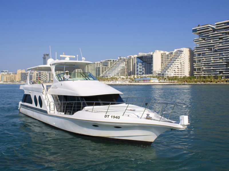 Dubai 62 ft Fine Dining Luxury Yacht - 25PAX | AnchorsBook Photo Dubai 62 ft Fine Dining Luxury Yacht - 25PAX