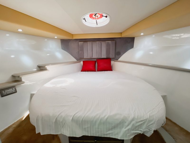 Dubai 64 ft Bluewater Luxury Yacht - 30PAX | AnchorsBook Photo Dubai 64 ft Bluewater Luxury Yacht - 30PAX