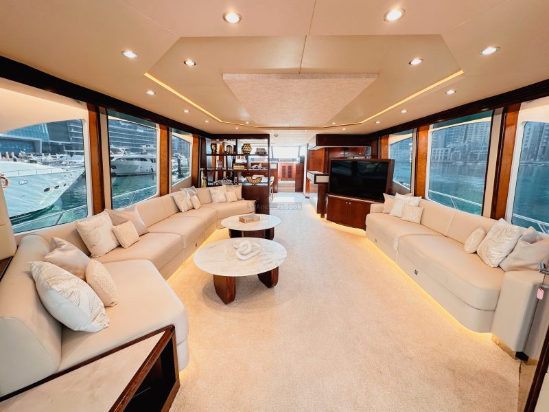 Luxury 88 ft Majesty Yacht - 45PAX | AnchorsBook Photo Luxury 88 ft Majesty Yacht - 45PAX