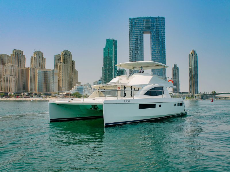 65 ft Luxury Catamaran Yacht - 25PAX | AnchorsBook Photo 65 ft Luxury Catamaran Yacht - 25PAX