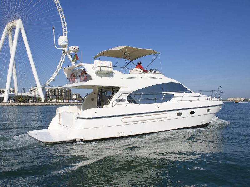Dubai 52 ft Mid Sized Luxury Yacht - 15PAX | AnchorsBook Photo Dubai 52 ft Mid Sized Luxury Yacht - 15PAX