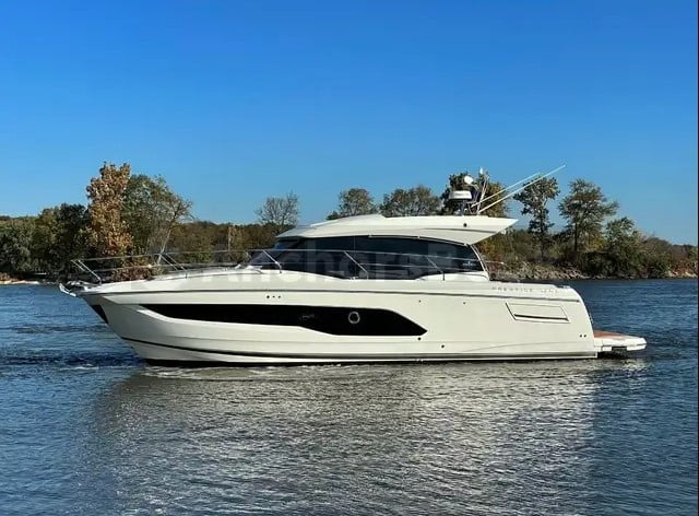 2023 Prestige 420 S Luxury Full Day Yacht Rental - 17 PAX - Auckland | AnchorsBook Photo 2023 Prestige 420 S Luxury Full Day Yacht Rental - 17 PAX - Auckland