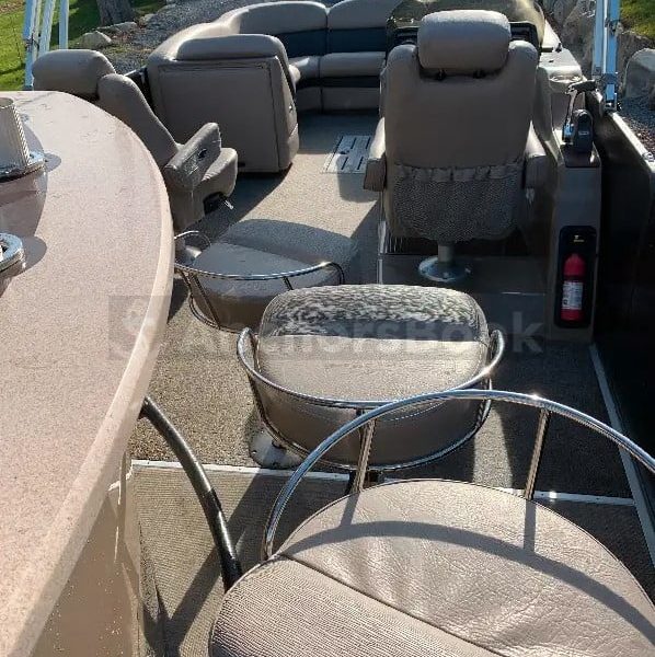 Pontoon Boat Rental - 8 Guests Max - Adelaide | AnchorsBook Photo Pontoon Boat Rental - 8 Guests Max - Adelaide