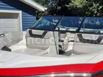 Oregon Boat Rental & Yacht Charter | AnchorsBook Photo Boat & Trailer Rental - 2014 Yamaha Speedboat - North Bend, Oregon