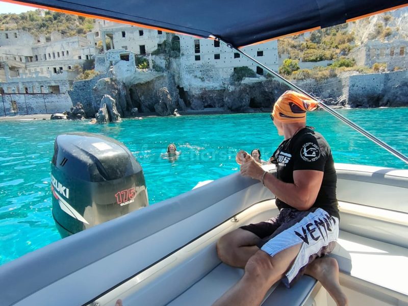 GOMMONE BSC 65- SUZUKI 175 CV | AnchorsBook Photo GOMMONE BSC 65- SUZUKI 175 CV