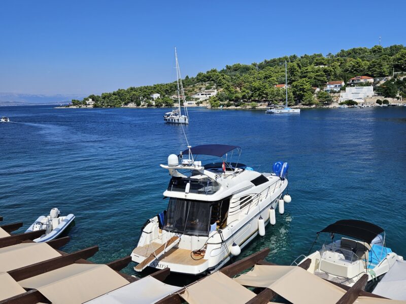 Explore hidden and undiscovered bays of Adriatic | AnchorsBook Photo Explore hidden and undiscovered bays of Adriatic