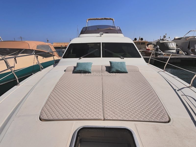 Private Yacht Daily Tour | AnchorsBook Photo Private Yacht Daily Tour