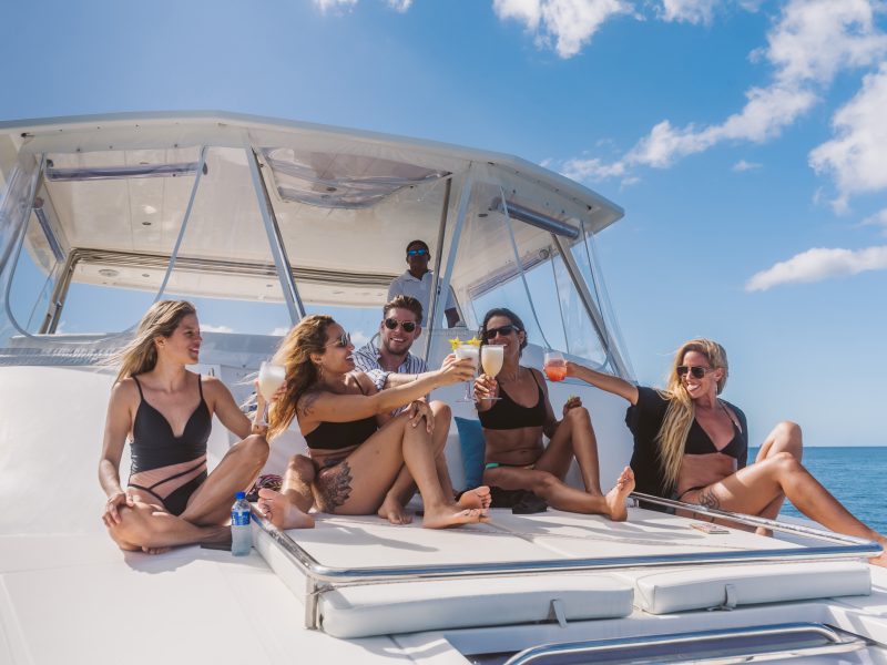 Private Morning 4 Hour Yacht Tour in Costa Rica - 51ft Leopard! (Food & Drinks included) | AnchorsBook Photo Private Morning 4 Hour Yacht Tour in Costa Rica - 51ft Leopard! (Food & Drinks included)