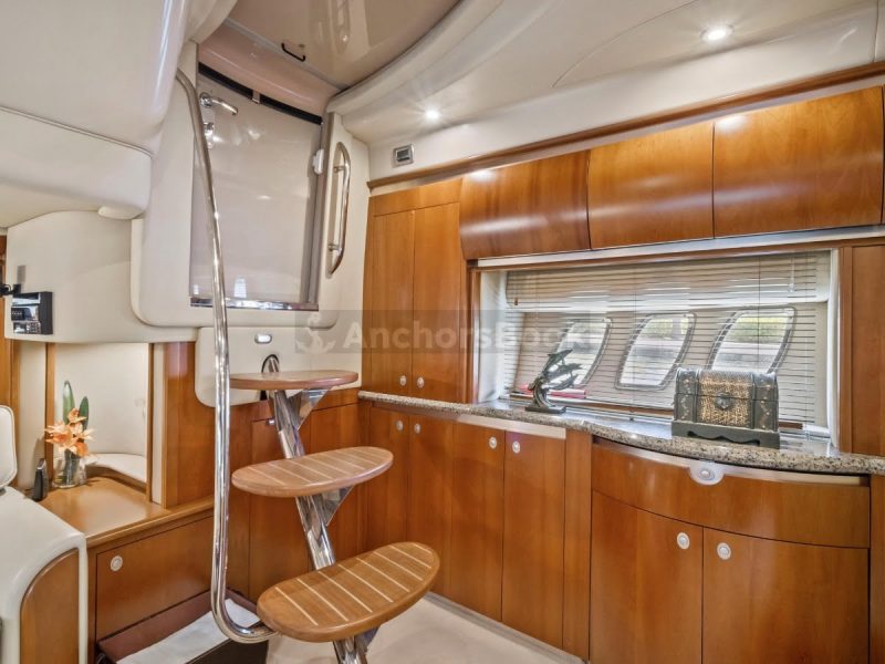 52' Sea Ray Yacht Charter for 12 people in Cancún | AnchorsBook Photo 52' Sea Ray Yacht Charter for 12 people in Cancún