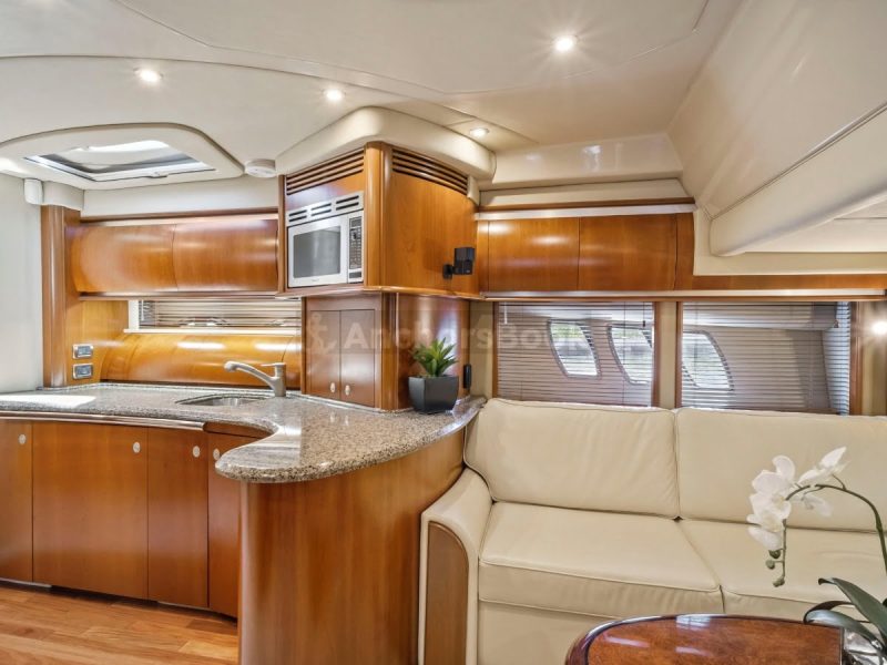52' Sea Ray Yacht Charter for 12 people in Cancún | AnchorsBook Photo 52' Sea Ray Yacht Charter for 12 people in Cancún