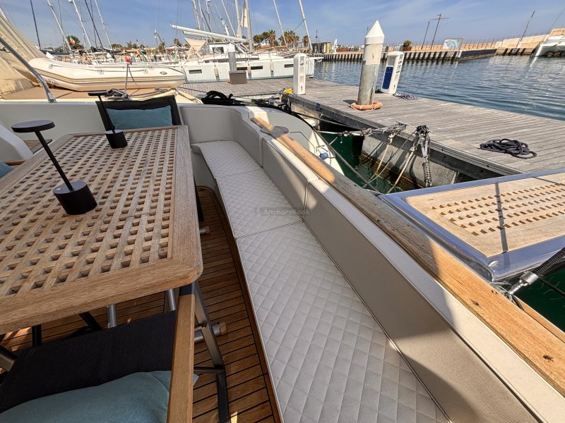 Private Yacht Daily Tour | AnchorsBook Photo Private Yacht Daily Tour